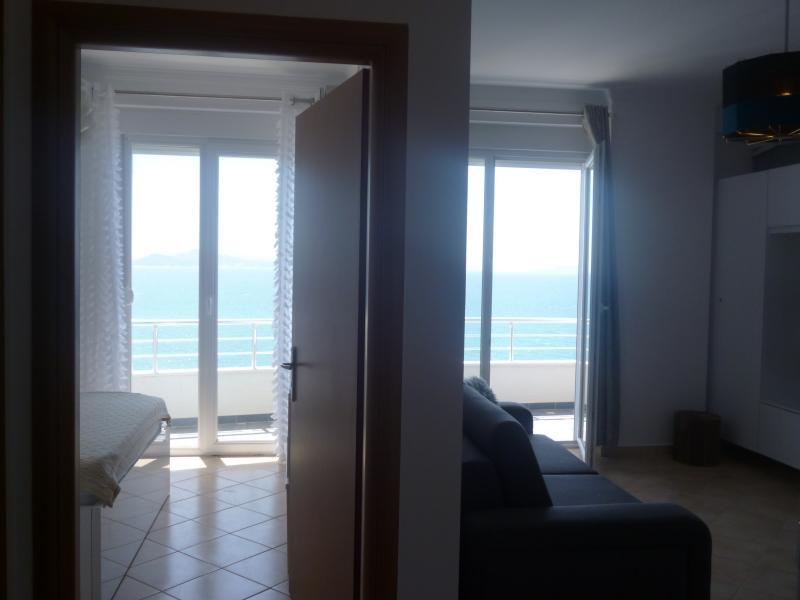 Beautifull Holiday Apartment Larisa Sarande Exterior photo
