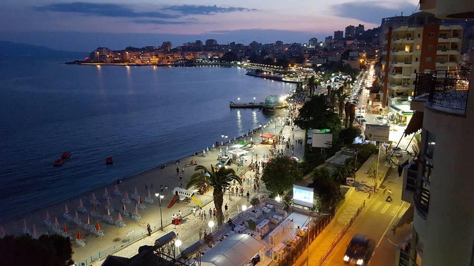 Beautifull Holiday Apartment Larisa Sarande Exterior photo